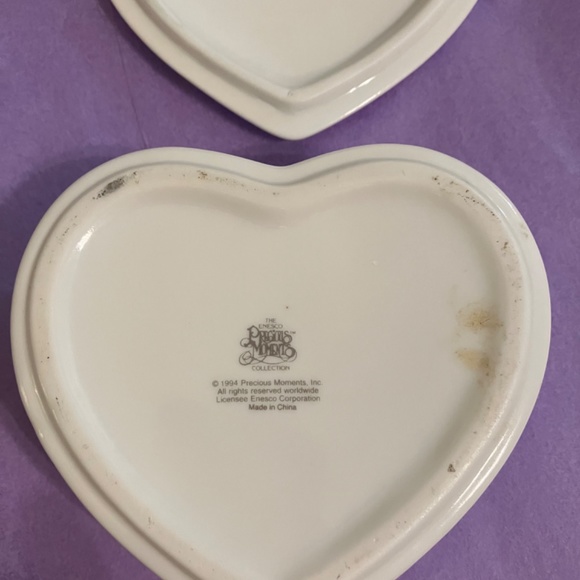 Adorable Precious Moments china trinket heart shaped box! - Picture 12 of 16
